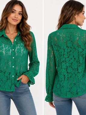 NWT BTFBM Green Floral Lace Button Front Blouse Size Medium